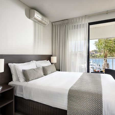 Pier 21 Riverside Apartment Hotel Fremantle Exterior photo
