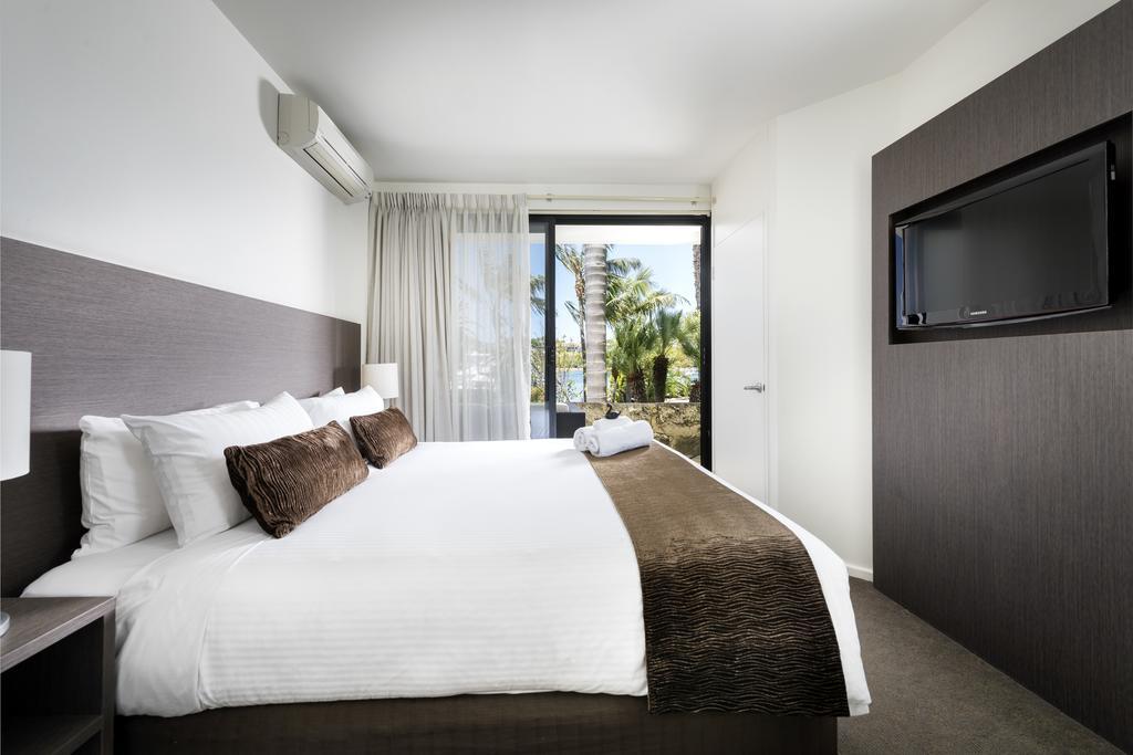 Pier 21 Riverside Apartment Hotel Fremantle Exterior photo
