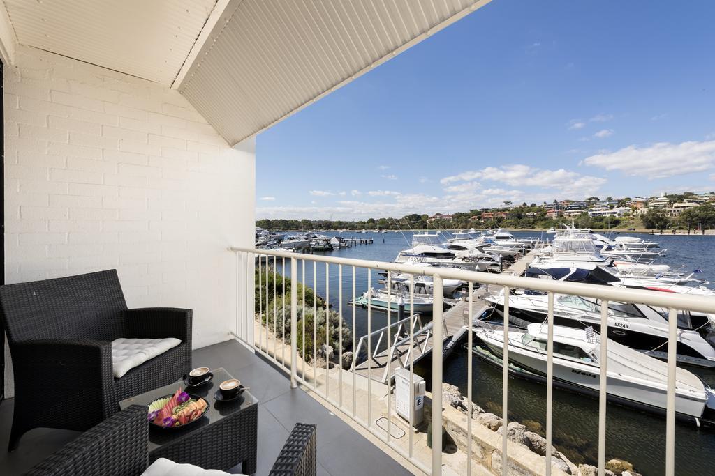 Pier 21 Riverside Apartment Hotel Fremantle Exterior photo