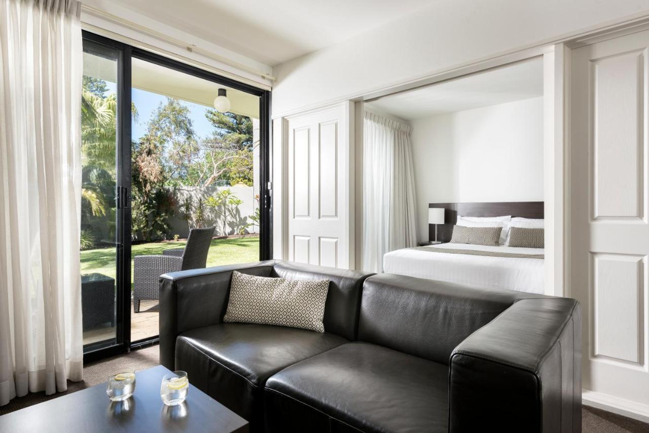 Pier 21 Riverside Apartment Hotel Fremantle Exterior photo